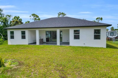 Villa ou maison à vendre à Port Charlotte, Floride: 4 chambres, 186.08 m2 № 1878092 - photo 28