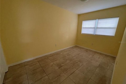Villa ou maison à louer à Clearwater, Floride: 2 chambres, 63.82 m2 № 2413917 - photo 6