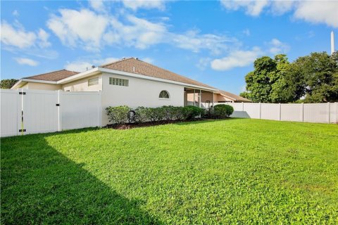Villa ou maison à vendre à Bradenton, Floride: 3 chambres, 155.8 m2 № 2411500 - photo 27