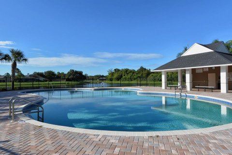 Villa ou maison à vendre à Bradenton, Floride: 3 chambres, 155.8 m2 № 2411500 - photo 29