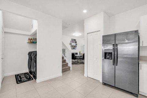 Adosado en venta en Homestead, Florida, 4 dormitorios, 169.08 m2 № 2189775 - foto 11