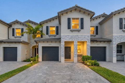 Adosado en Homestead, Florida 4 dormitorios, 169.08 m2 № 2189775