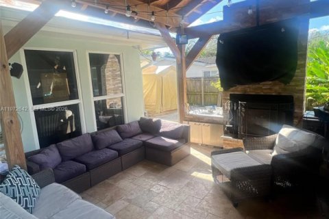 Купить виллу или дом в Холливуд, Флорида 4 спальни, 139.73м2, № 2032934 - фото 3