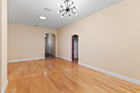 House in Gainesville, Florida 4 bedrooms, 182.09 sq.m. № 1906609 - photo 4