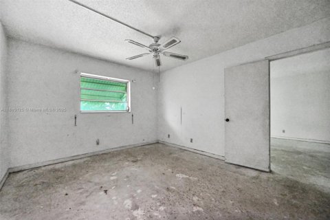 Condo in Deerfield Beach, Florida, 2 bedrooms  № 1930574 - photo 26