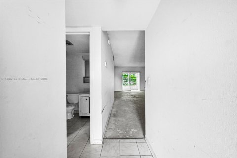 Condo in Deerfield Beach, Florida, 2 bedrooms  № 1930574 - photo 6