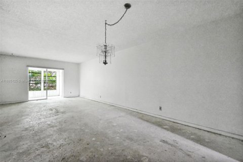 Condo in Deerfield Beach, Florida, 2 bedrooms  № 1930574 - photo 20