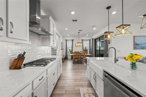 Casa en venta en Wesley Chapel, Florida, 4 dormitorios, 233.09 m2 № 2092568 - foto 10