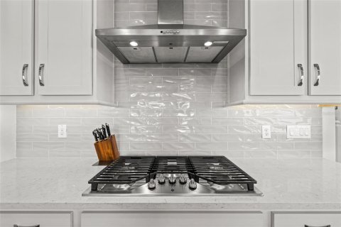 Casa en venta en Wesley Chapel, Florida, 4 dormitorios, 233.09 m2 № 2092568 - foto 11