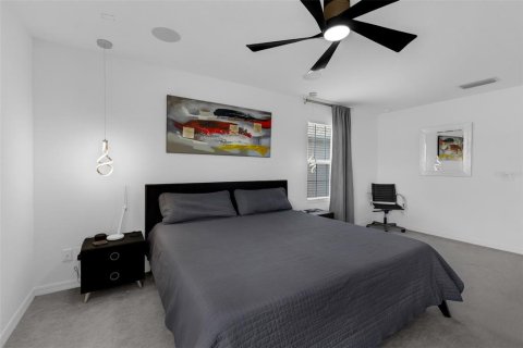 House in Kissimmee, Florida 4 bedrooms, 235.23 sq.m. № 1840346 - photo 17