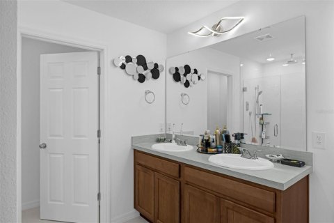 House in Kissimmee, Florida 4 bedrooms, 235.23 sq.m. № 1840346 - photo 22