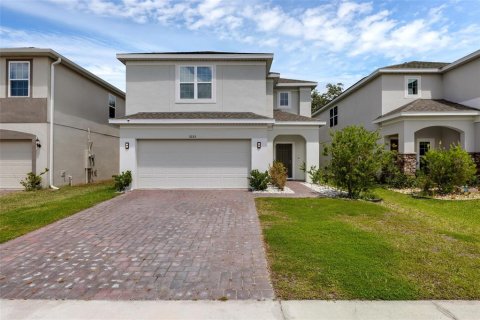 House in Kissimmee, Florida 4 bedrooms, 235.23 sq.m. № 1840346 - photo 1