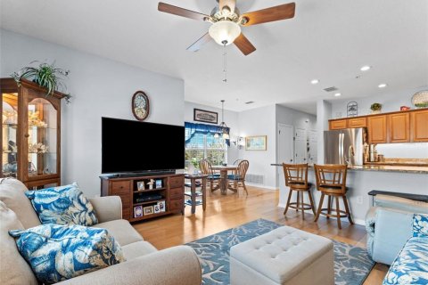 Townhouse in New Port Richey, Florida 3 bedrooms, 158.86 sq.m. № 1883755 - photo 17