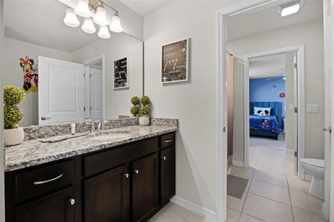 House in Davenport, Florida 8 bedrooms, 374.95 sq.m. № 1908996 - photo 29