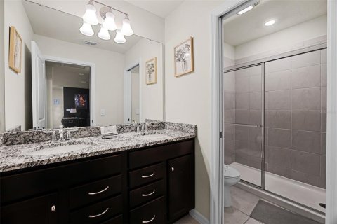 House in Davenport, Florida 8 bedrooms, 374.95 sq.m. № 1908996 - photo 24