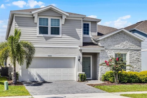 House in Davenport, Florida 8 bedrooms, 374.95 sq.m. № 1908996 - photo 3