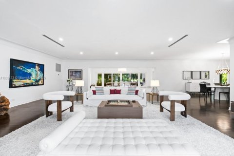 Villa ou maison à louer à Miami, Floride: 4 chambres, 312.15 m2 № 1954598 - photo 7
