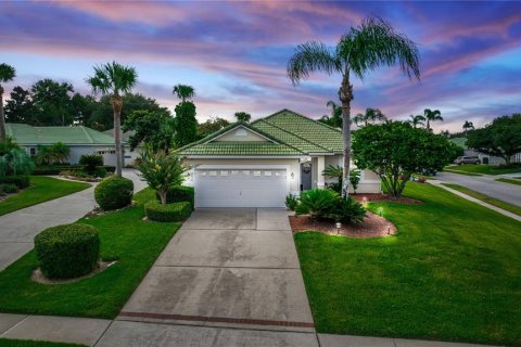 House in DeBary, Florida 2 bedrooms, 132.85 sq.m. № 1385317 - photo 1