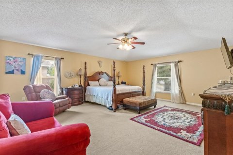 House in Riverview, Florida 4 bedrooms, 277.13 sq.m. № 1757661 - photo 12