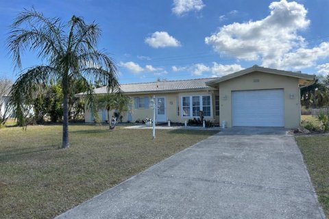 Villa ou maison à Rotonda, Floride 3 chambres, 161.93 m2 № 2108711