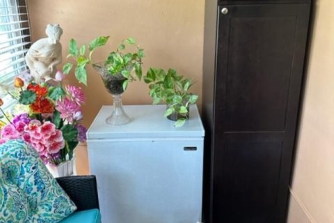 Copropriété à louer à Margate, Floride: 2 chambres, 91.97 m2 № 1081735 - photo 1
