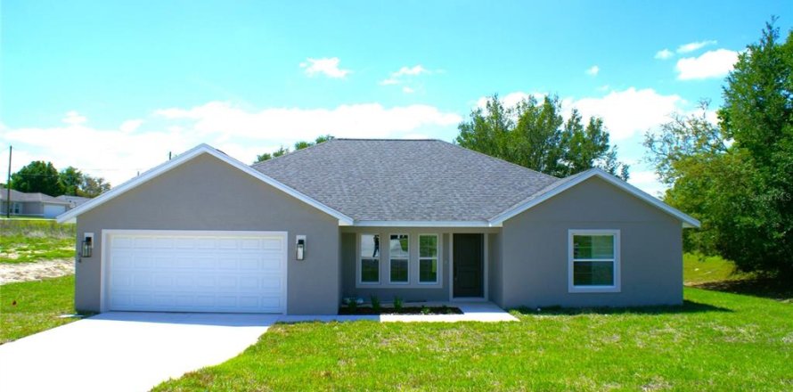 House in Ocala, Florida 4 bedrooms, 167.6 sq.m. № 2100995