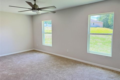House in Ocala, Florida 4 bedrooms, 167.6 sq.m. № 2100995 - photo 8