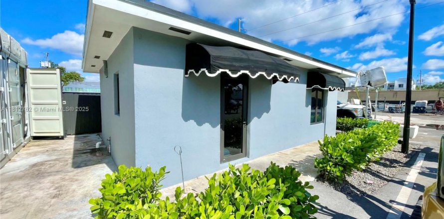 Appartement à Miami, Floride 1 chambre, 76.18 m2 № 1759199