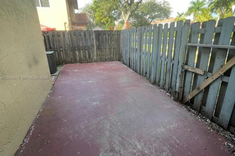Copropriété à louer à Hialeah, Floride: 3 chambres, 125.42 m2 № 2384812 - photo 15