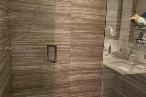 Copropriété à vendre à Miami, Floride: 1 chambre, 70.51 m2 № 2042162 - photo 11