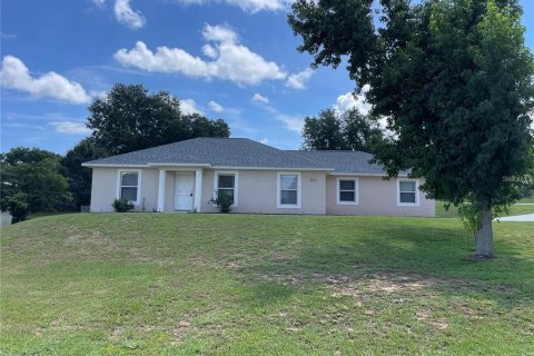 House in Montverde, Florida 3 bedrooms, 111.48 sq.m. № 2277254
