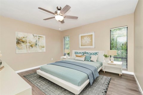 Condo in Palm Harbor, Florida, 2 bedrooms  № 1687118 - photo 13