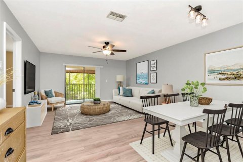 Condo in Palm Harbor, Florida, 2 bedrooms  № 1687118 - photo 9