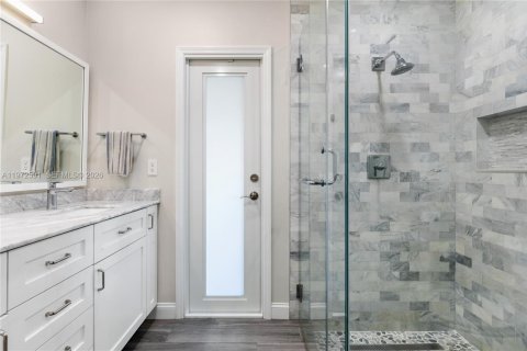 House in Cutler Bay, Florida 3 bedrooms, 154.22 sq.m. № 2032843 - photo 22