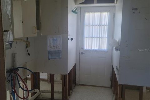 House in New Port Richey, Florida 2 bedrooms, 96.9 sq.m. № 1661801 - photo 6