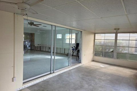 House in New Port Richey, Florida 2 bedrooms, 96.9 sq.m. № 1661801 - photo 27