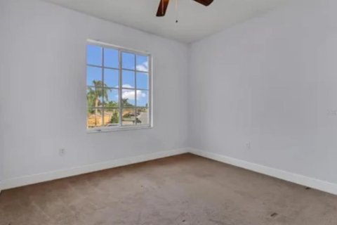 Townhouse in Kissimmee, Florida 4 bedrooms, 150.13 sq.m. № 2396412 - photo 11