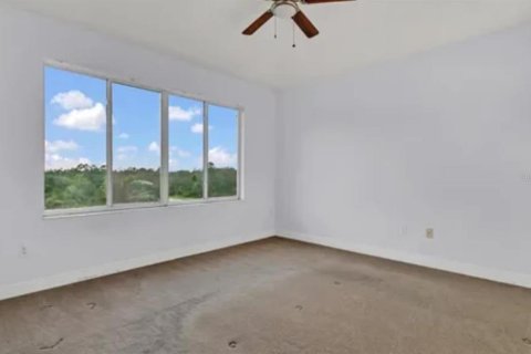 Townhouse in Kissimmee, Florida 4 bedrooms, 150.13 sq.m. № 2396412 - photo 10