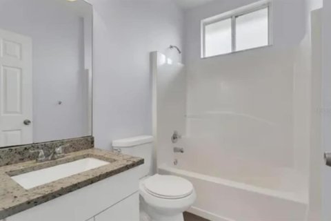 Townhouse in Kissimmee, Florida 4 bedrooms, 150.13 sq.m. № 2396412 - photo 14