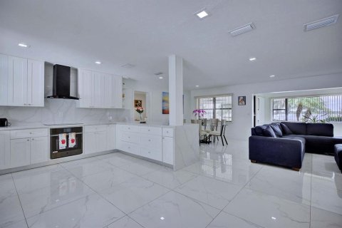 Casa en venta en Sebring, Florida, 3 dormitorios, 174.47 m2 № 2318578 - foto 19