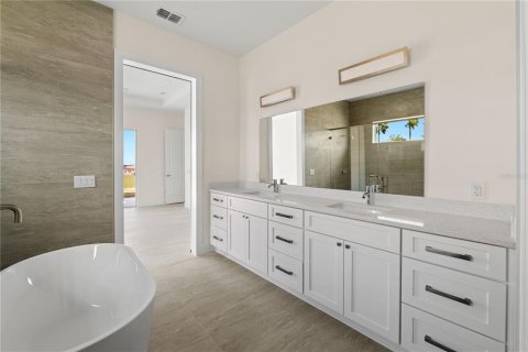 Casa en alquiler en Lake Alfred, Florida, 5 dormitorios, 175.12 m2 № 1635798 - foto 12