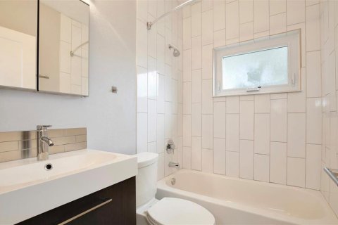 Appartement à louer à Orlando, Floride: 3 chambres, 125.42 m2 № 1899395 - photo 5