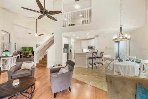 Casa en venta en Winter Park, Florida, 4 dormitorios, 248.23 m2 № 1824630 - foto 12