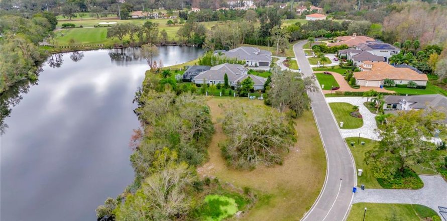 Terreno en Lutz, Florida № 1526096