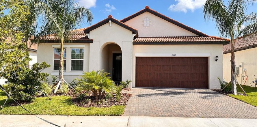 House in Wimauma, Florida 2 bedrooms, 181.72 sq.m. № 1759513