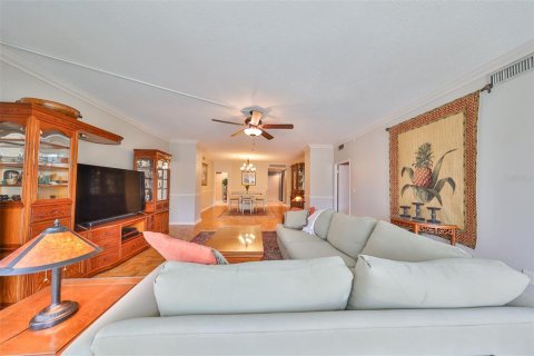 Condo in Saint Petersburg, Florida, 3 bedrooms  № 1788083 - photo 16