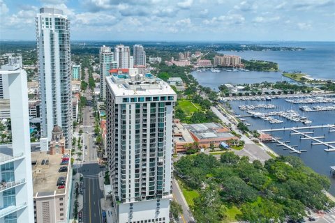 Condo in Saint Petersburg, Florida, 3 bedrooms  № 1788083 - photo 4