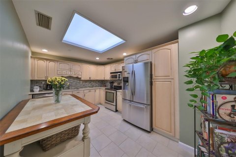 Condo in Saint Petersburg, Florida, 3 bedrooms  № 1788083 - photo 20