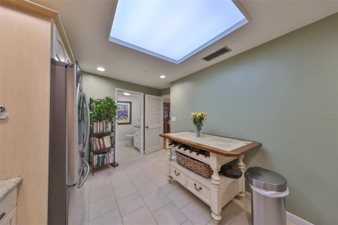 Condo in Saint Petersburg, Florida, 3 bedrooms  № 1788083 - photo 22