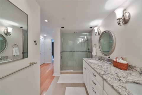 Condo in Saint Petersburg, Florida, 3 bedrooms  № 1788083 - photo 30